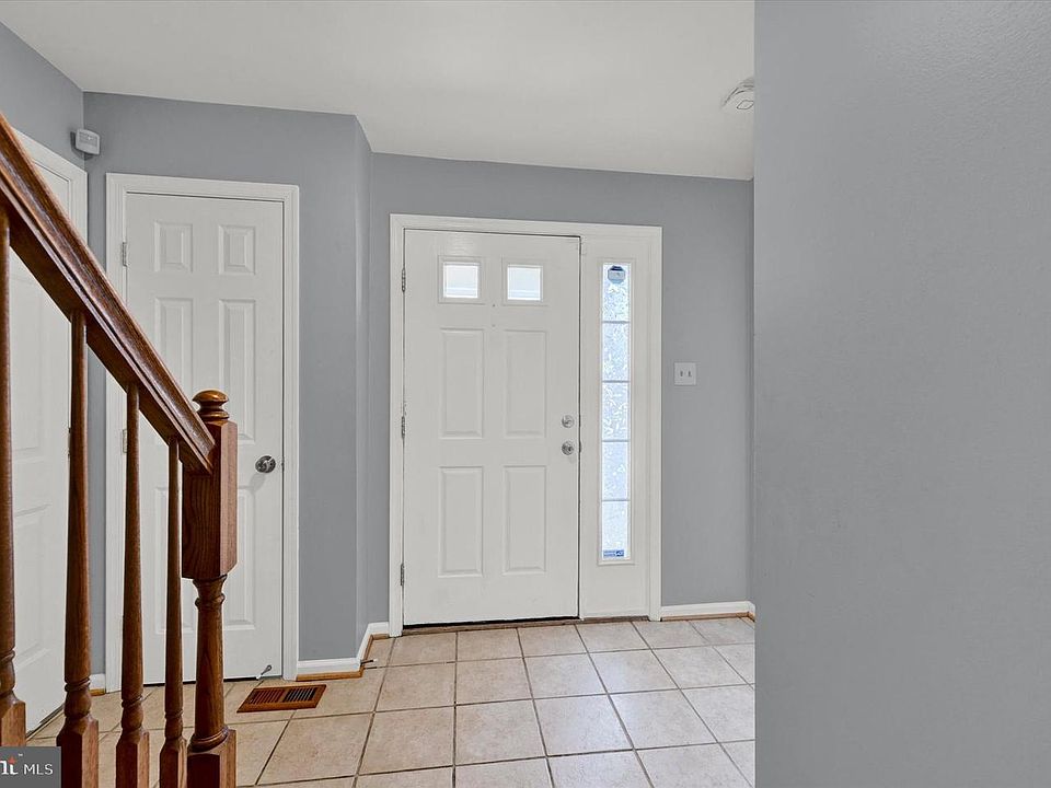 9318 Hines Estates Dr, Parkville, MD 21234 | MLS #MDBC2157206 | Zillow