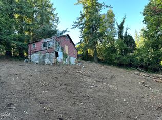 763 SE 2nd St, Toledo, OR 97391