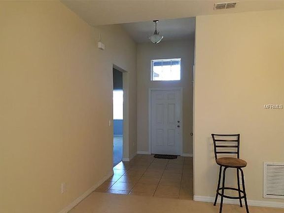3rd image of 2669 Youngford St