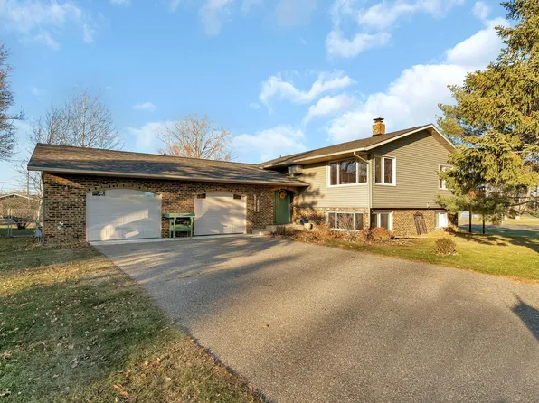 2025 Prospect Dr NE, Saint Cloud, MN 56304