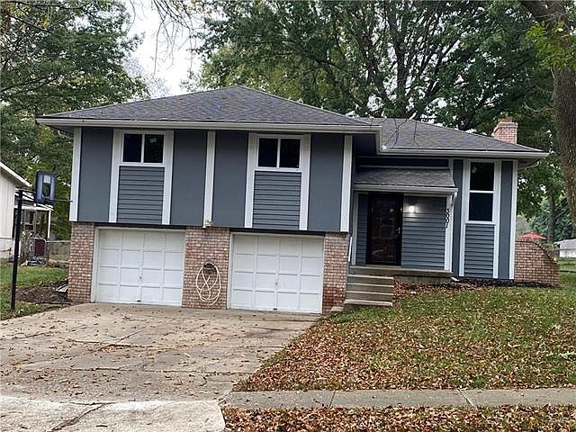 1st image of 3001 Bryn Mawr Dr