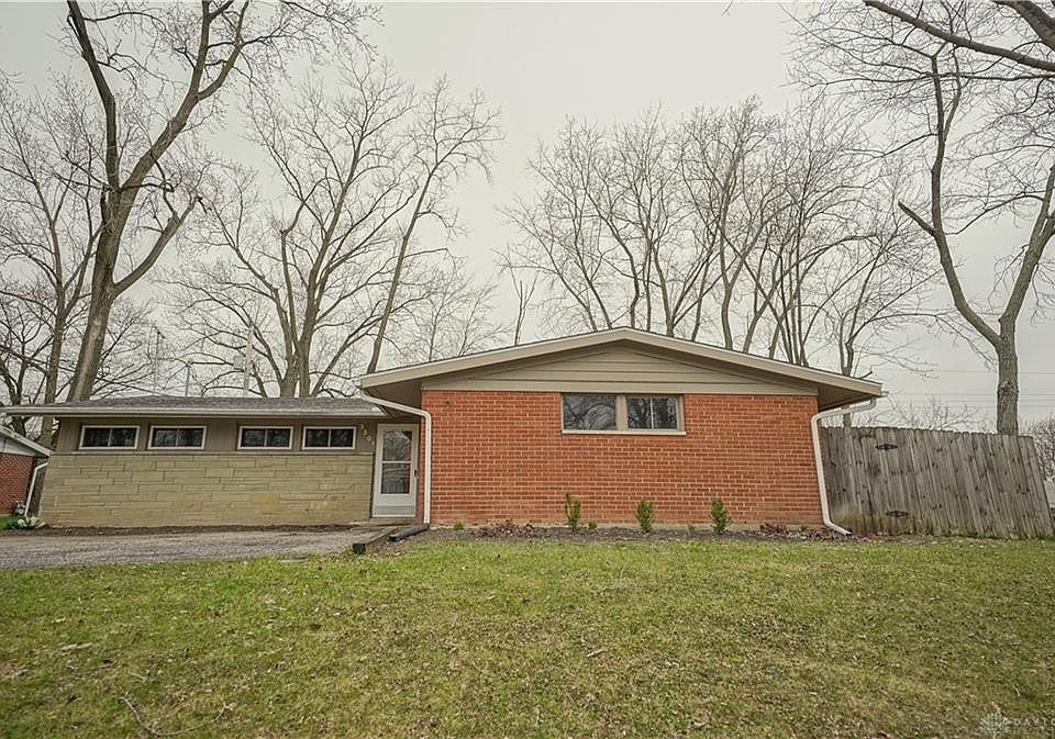 1st image of 3301 Waltham Ave