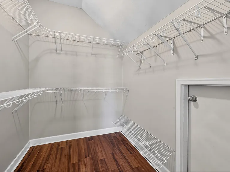 1103 Summit Ave — Photo 14