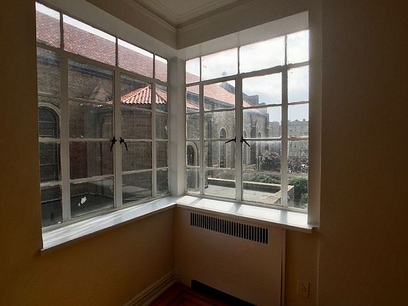 2nd image of 101 Cooper St APT 2D