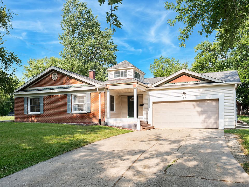 1st image of 42 Circle Dr W