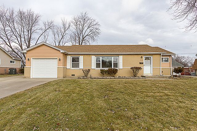 1st image of 110 Des Plaines Ln