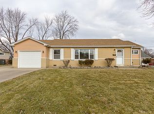 110 Des Plaines Ln, Hoffman Estates, IL 60169