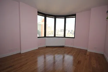 Rented by Vipler Realty