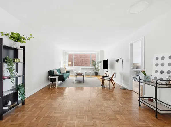 411 E 53rd St APT 20A, New York, NY 10022