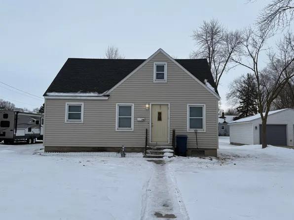 710 12th St N, Benson, MN 56215