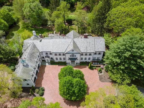 200 Pond Rd, Wellesley, MA 02482