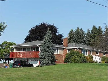 151 Brandon Rd photo 1