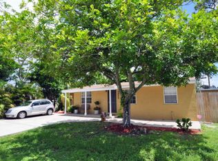 4959 Canton Rd, Lake Worth, FL 33463