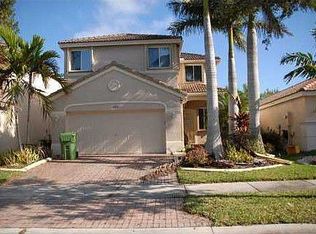1365 Canary Island Dr, Fort Lauderdale, FL 33327