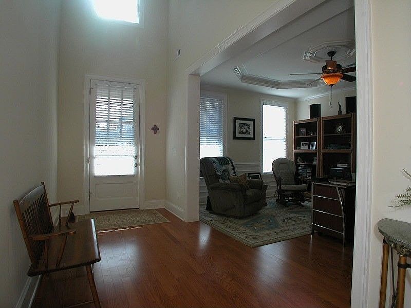 2nd image of 11840 Easthampton Cres
