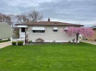 6181 Middlebrook Blvd, Brookpark, OH