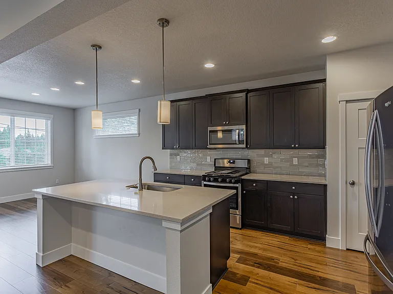 4768 NW Huserik Dr — Photo 9
