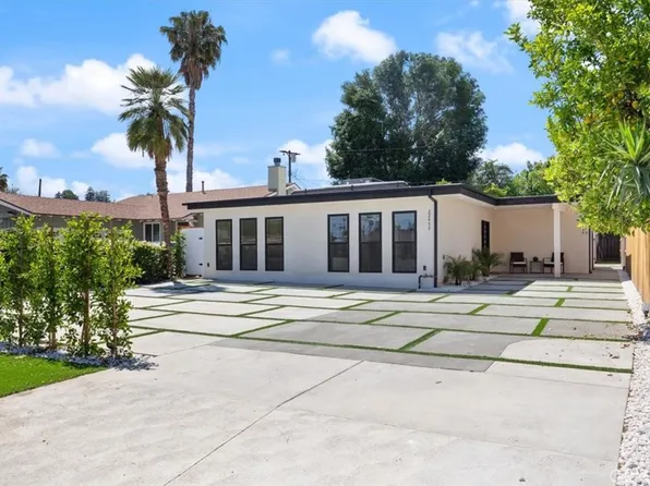 22452 Dolorosa St, Woodland Hills, CA 91367