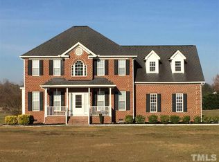 330 Riverwood Dr, Clayton, NC 27527