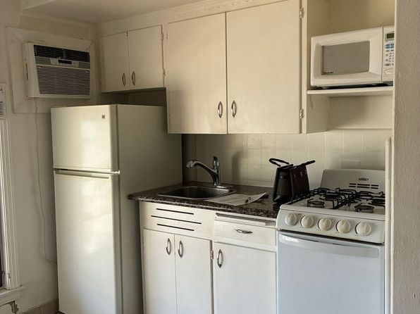 2727 I St APT 4