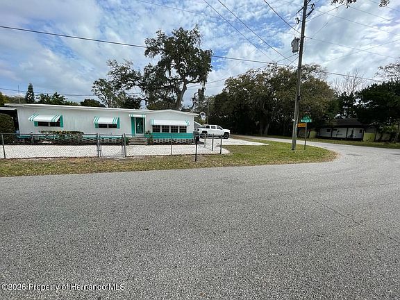 2nd image of 7196 Westwind St