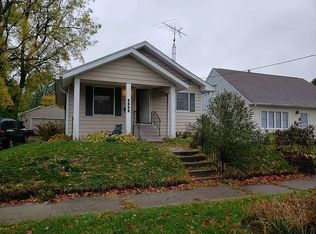 4130 Circle Dr, Flint, MI 48507