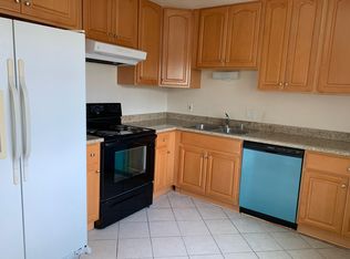 5082 Kenmore Dr APT 3, Concord, CA 94521