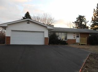 7011 42nd Ave N, Crystal, MN 55427