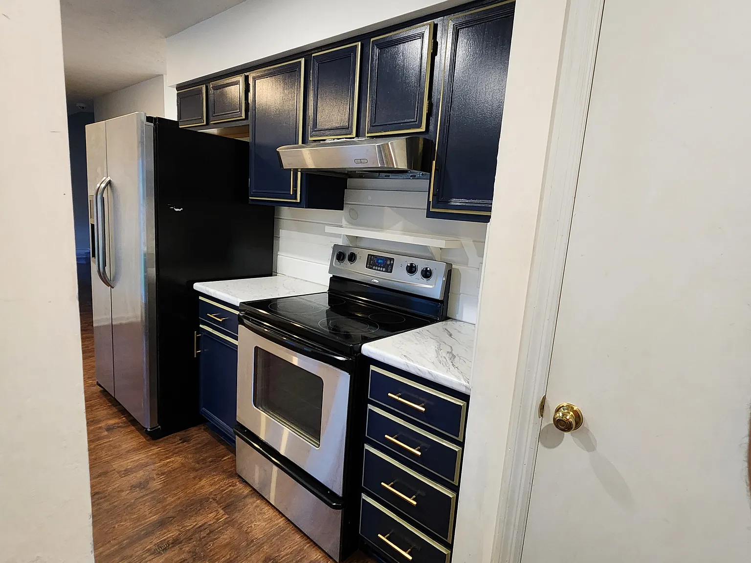 4 bed, 2.5 bath, 1790 sqft, $2,300 — Photo 4