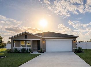 575 River Hill Dr, Welaka, FL 32193