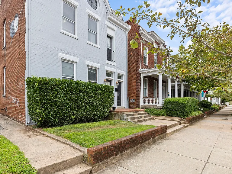 2107 W Main St — Photo 3