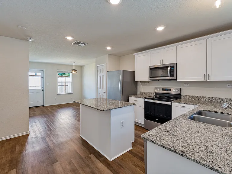 4138 Lily Glade — Photo 3