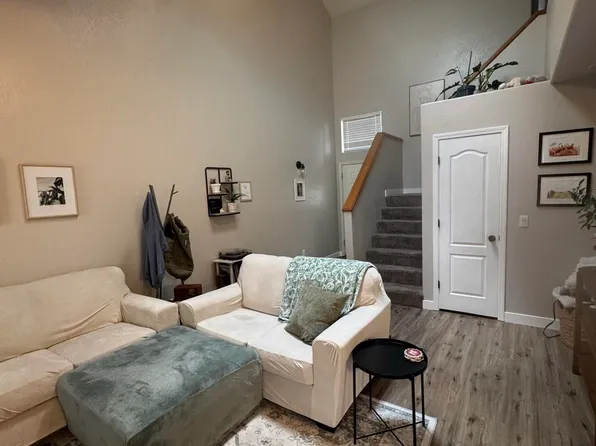 2554 S Eureka Ln, Flagstaff, AZ 86001