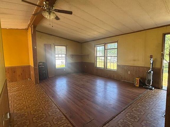 5th image of 16 Steepleview Court