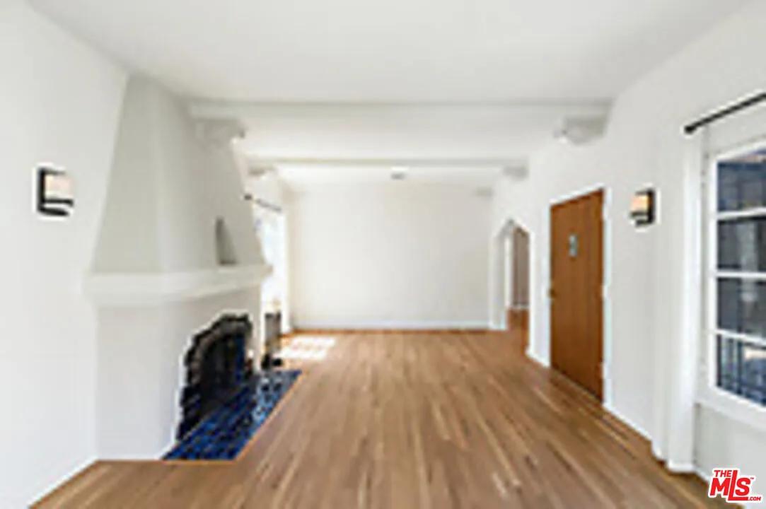 2 bed, 2.0 bath, $6,000 — Photo 4