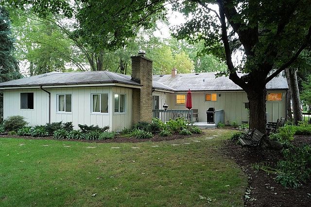 1st image of 16268 W Arlington Dr