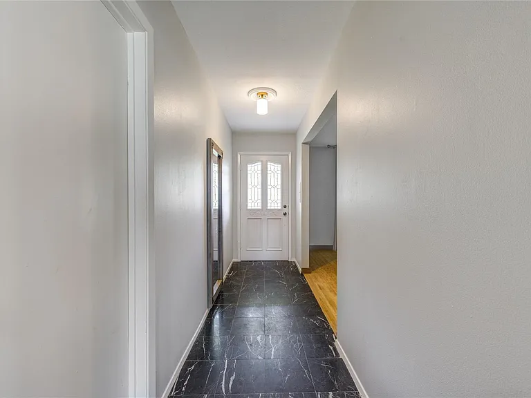 16019 Fathom Ln — Photo 38