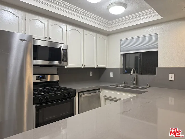 1355 N Sierra Bonita Ave #1355-311 — Photo 4