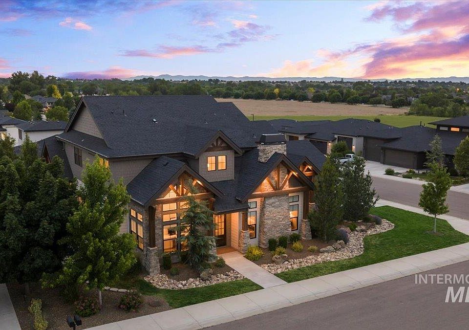 1st image of 9709 W Snowcap Dr