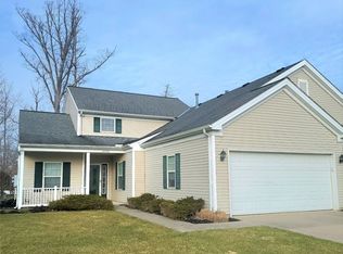 10742 Crossings Dr, Aurora, OH 44202