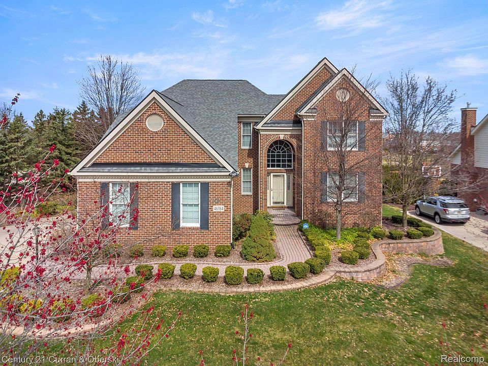 1st image of 46384 Pinehurst Dr
