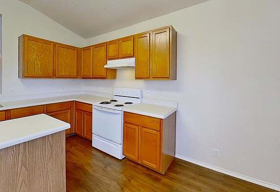 3rd image of 1013 W South St