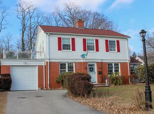 1151 Hope St, Bristol, RI 02809