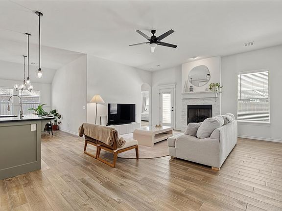 2nd image of 4305 Westway Ave