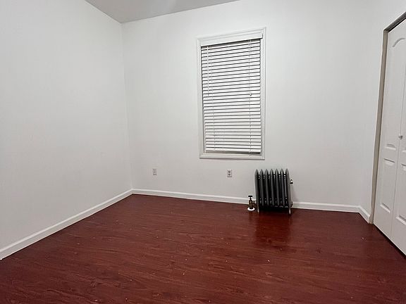 4th image of 42 Olympia St Floor 2
