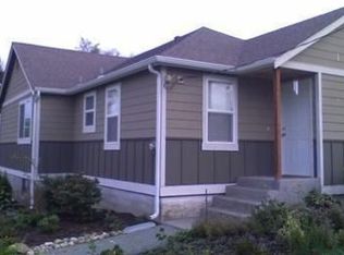 301 Alder Ln, Mount Vernon, WA 98273