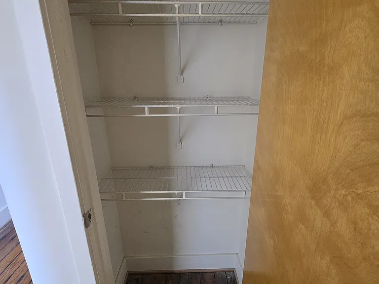 900 W Broad St #20B — Photo 13