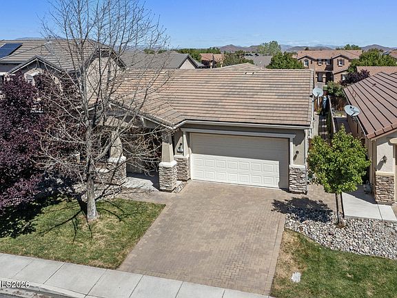 3rd image of 455 Cortono Dr