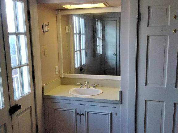 5th image of 1014 Ursulines Ave