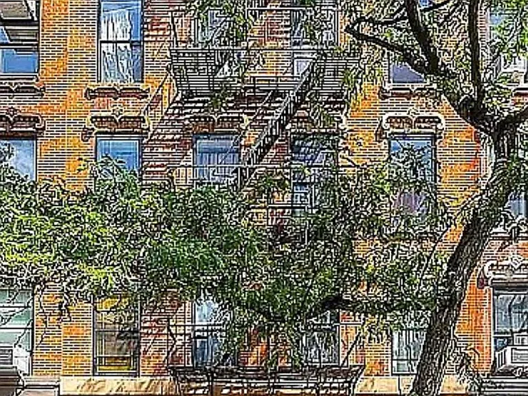 703 E 6th St #1A — Photo 8